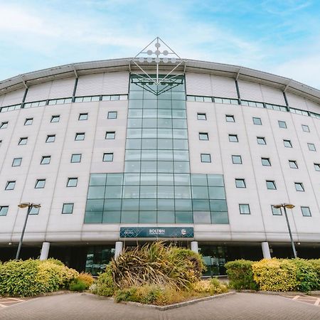 The Bolton Stadium Hotel, A Member Of Radisson Individuals Екстериор снимка
